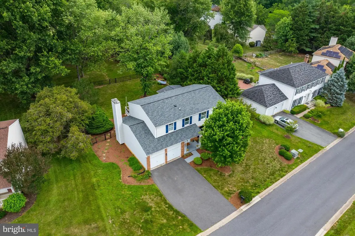 11209 Maine Cove Dr, Gaithersburg, MD 20878 - #1