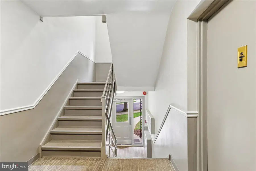 10518 Weymouth St #102, Bethesda, MD 20814 - #3