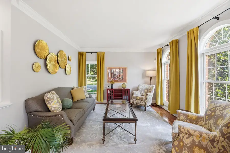 311 Flannery Ln, Silver Spring, MD 20904 - #2