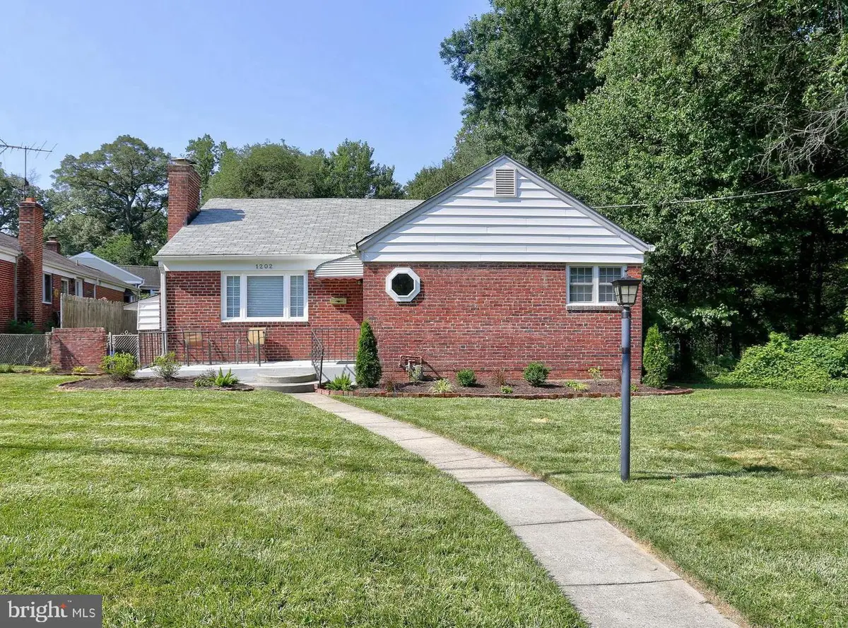 1202 Dennis Ave, Silver Spring, MD 20901 - #1
