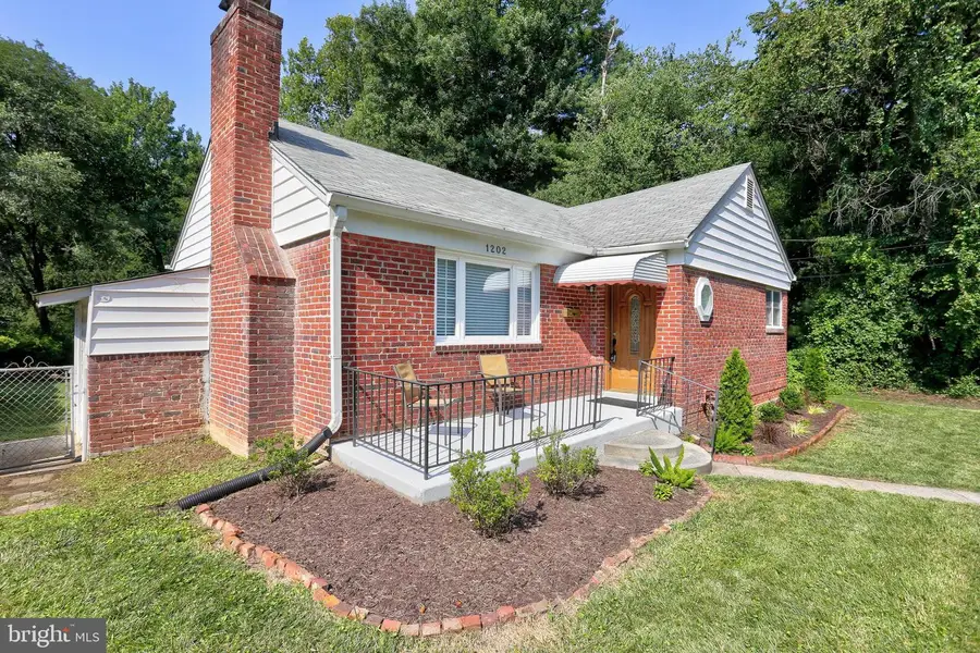 1202 Dennis Ave, Silver Spring, MD 20901 - #3