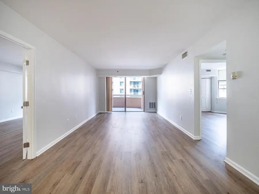 4808 Moorland Ln #608, Bethesda, MD 20814 - #3