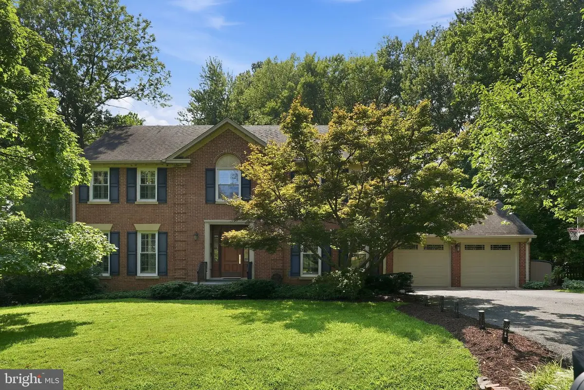 15204 Winstead Ln, Silver Spring, MD 20905 - #1
