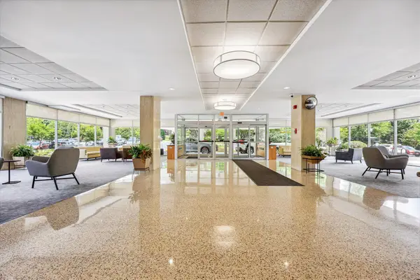 10500 Rockville Pike #122, NORTH BETHESDA, MD 20852