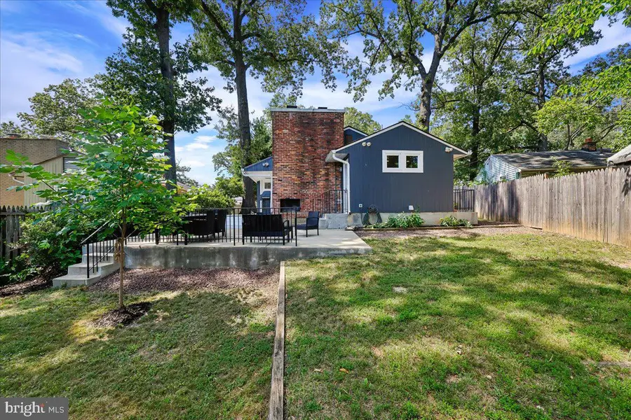 8407 Tahona Dr, Silver Spring, MD 20903 - #3