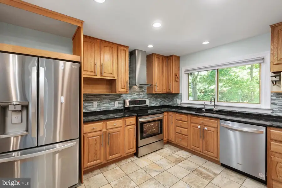 5707 Halpine Rd, Rockville, MD 20851 - #3