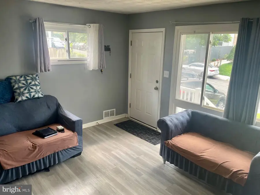 3525 Edwin St, Silver Spring, MD 20902 - #2