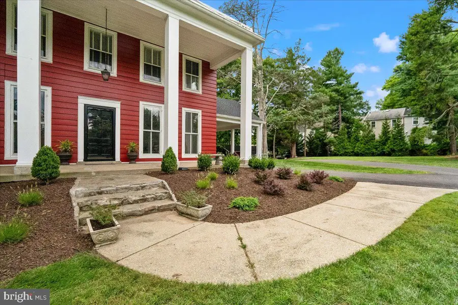 1401 Aintree Dr, Rockville, MD 20850 - #3