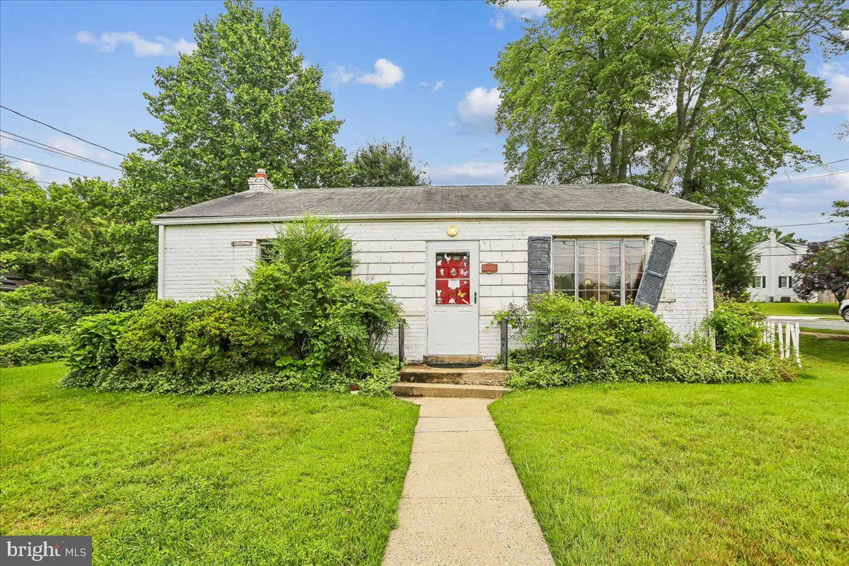 10411 Ewell Ave, Kensington, MD 20895 - #1