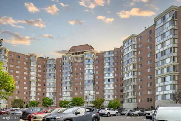 3200 N Leisure World Blvd #111, SILVER SPRING, MD 20906