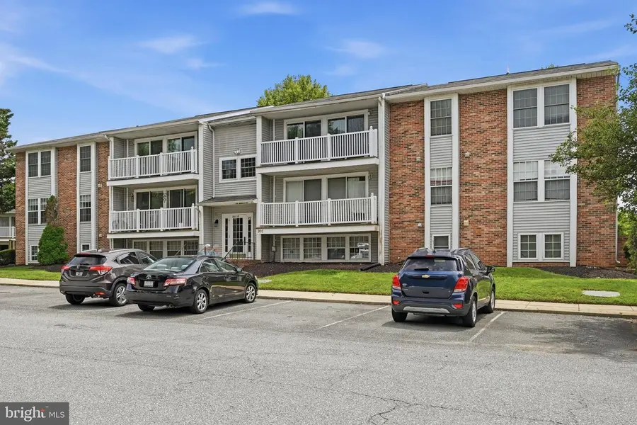 301 Palmspring Dr #3-4, Gaithersburg, MD 20878 - #2