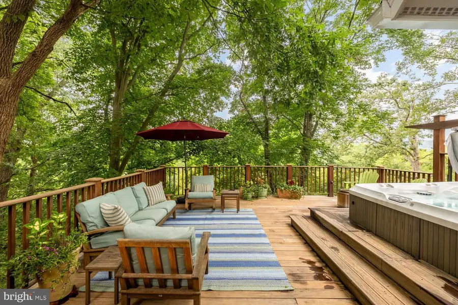 6512 Ridge Dr, Bethesda, MD 20816 - #2