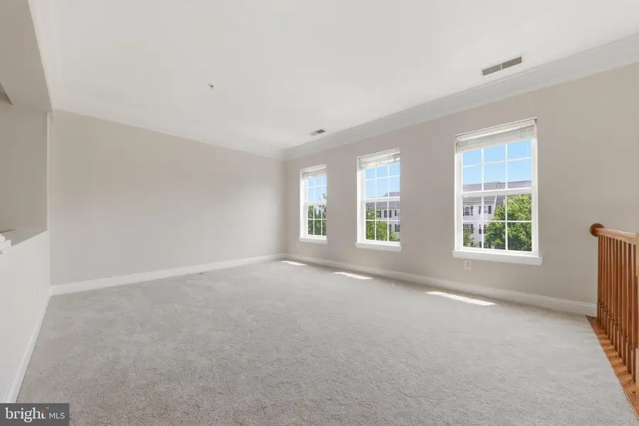 152 Mill Green Ave #200, Gaithersburg, MD 20878 - #3