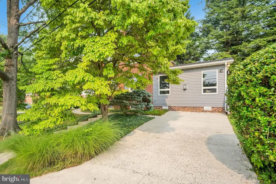 1004 Dennis Ave, Silver Spring, MD 20901 - #2
