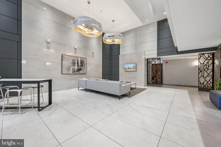 7111 Woodmont Ave #106, Bethesda, MD 20815 - #3