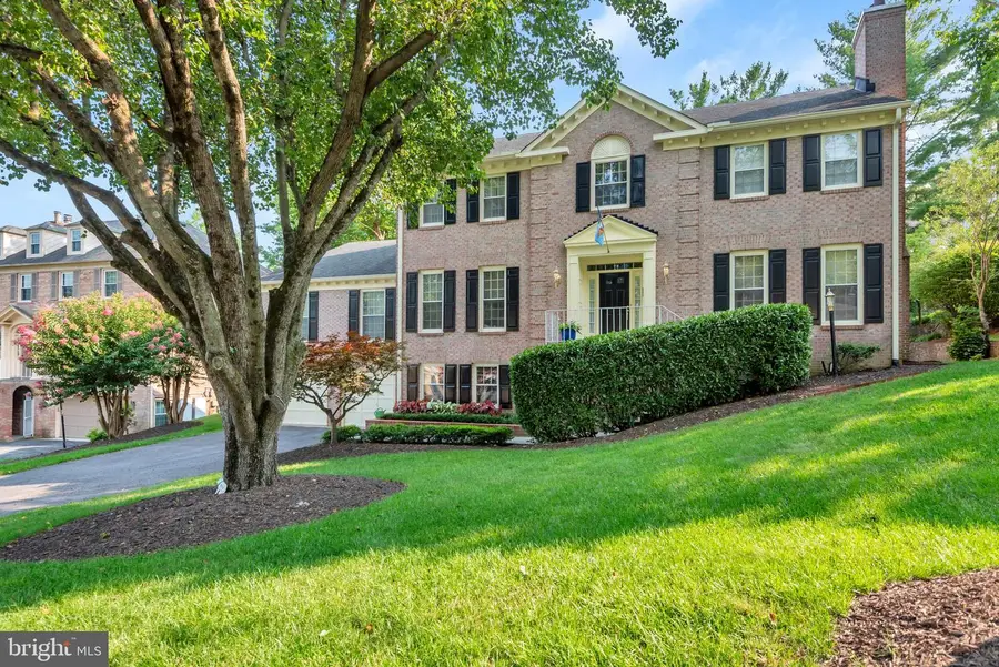 8828 Harness Trl, Rockville, MD 20854 - #2
