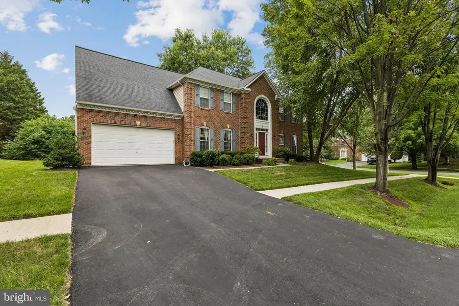 8 Winding Oak Ct, Olney, MD 20832 - #2