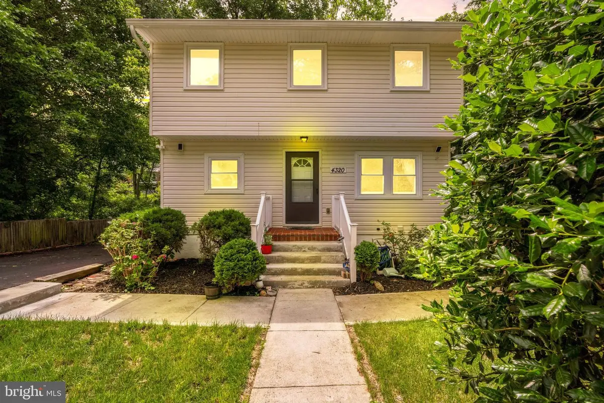 4320 Ivy Glen Rd, Silver Spring, MD 20906 - #1