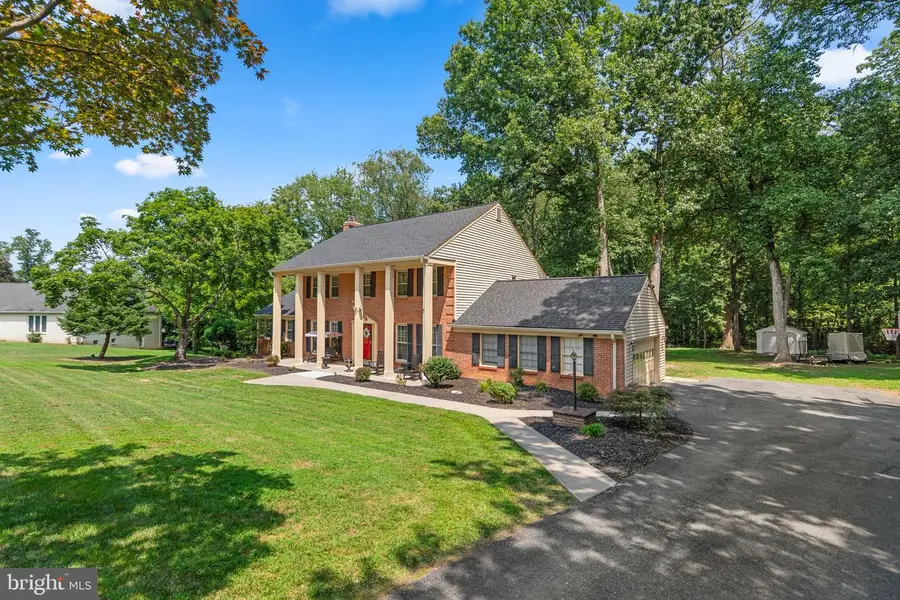 21717 Glendalough Rd, Gaithersburg, MD 20882 - #2