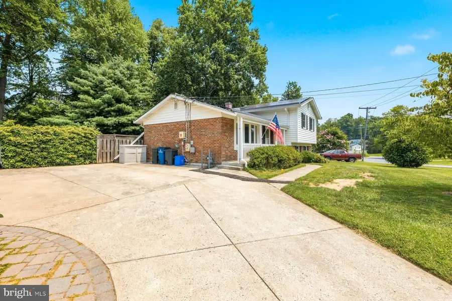 4501 Dabney Dr, Rockville, MD 20853 - #2