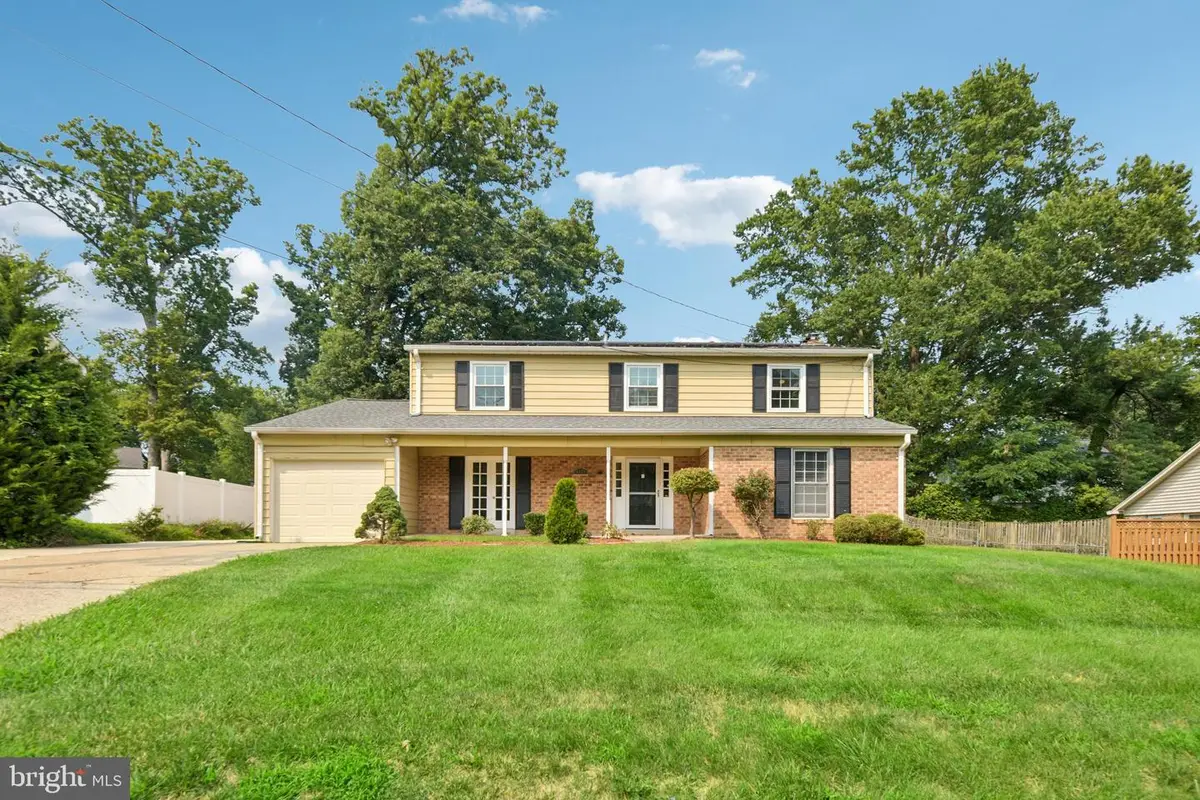8839 Tuckerman Ln, Rockville, MD 20854 - #1