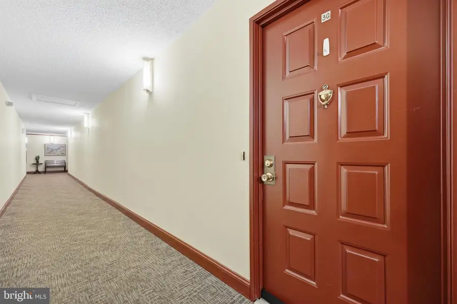 15301 Beaverbrook Ct #92-3g, Silver Spring, MD 20906 - #2