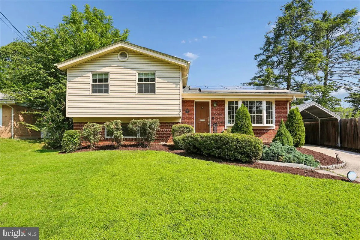 4611 Wissahican Ave, Rockville, MD 20853 - #1
