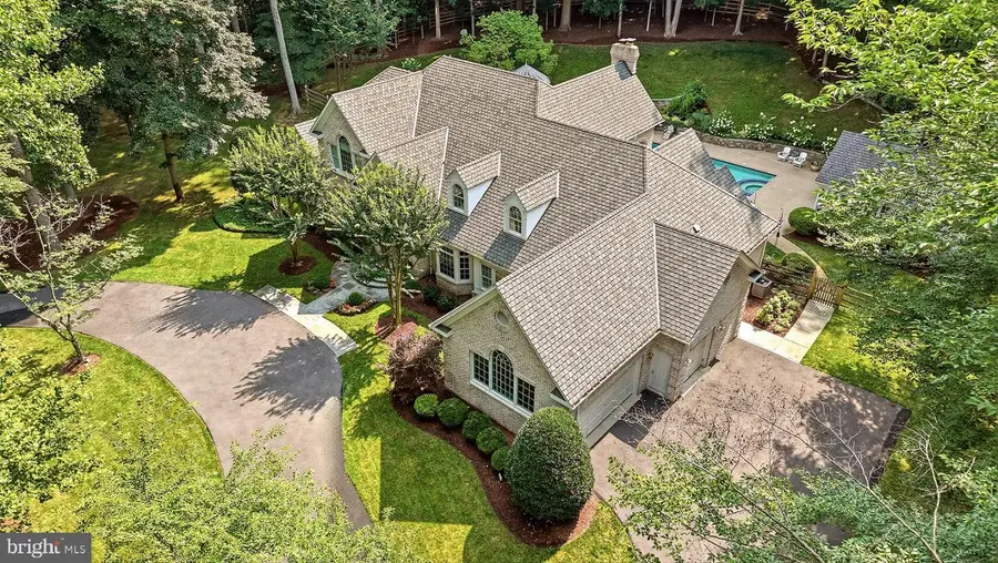 11216 River View Dr, Potomac, MD 20854 - #3