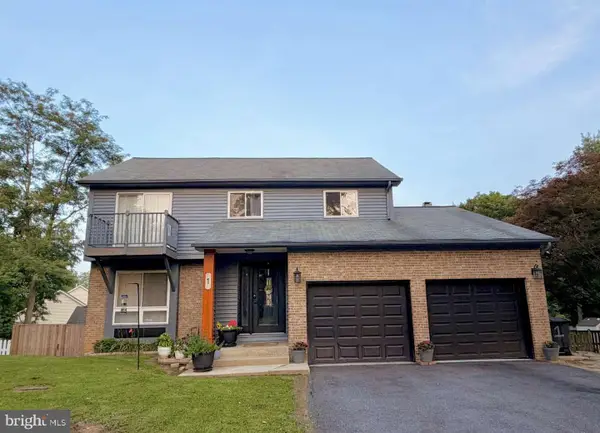 1 Mcfarlin Ct, GERMANTOWN, MD 20874