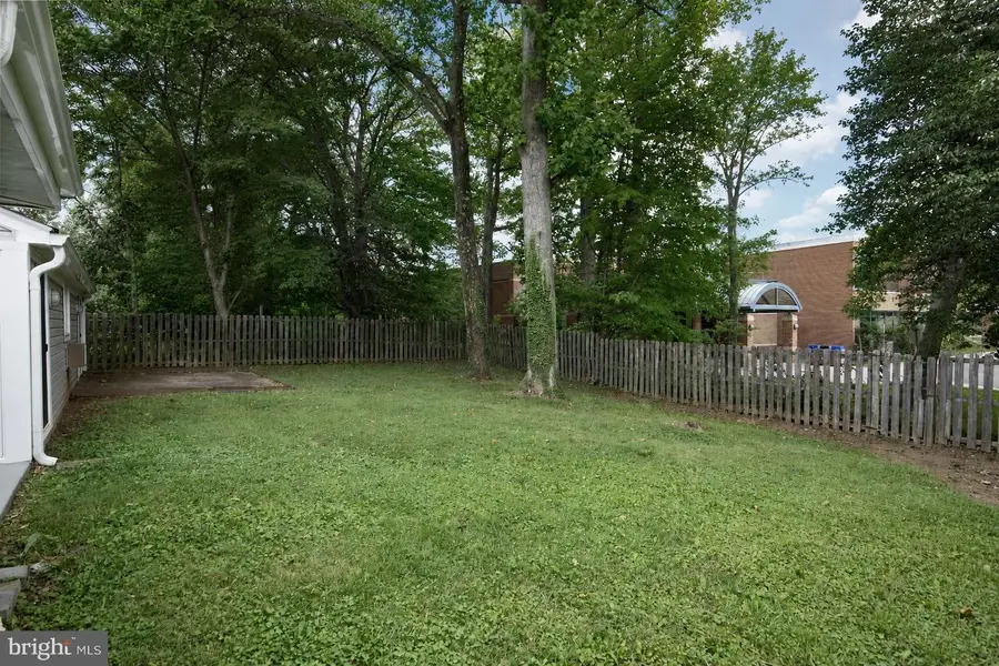 13802 Marianna Dr, Rockville, MD 20853 - #3