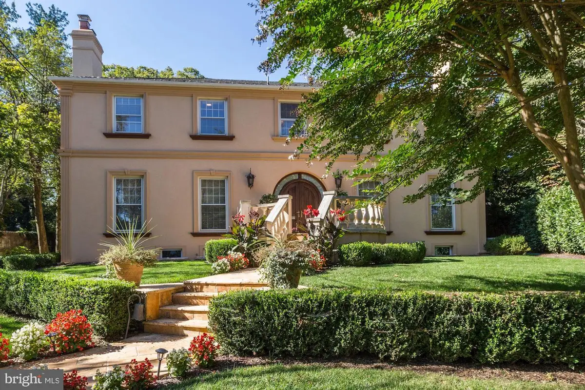204 Primrose St, Chevy Chase, MD 20815 - #1