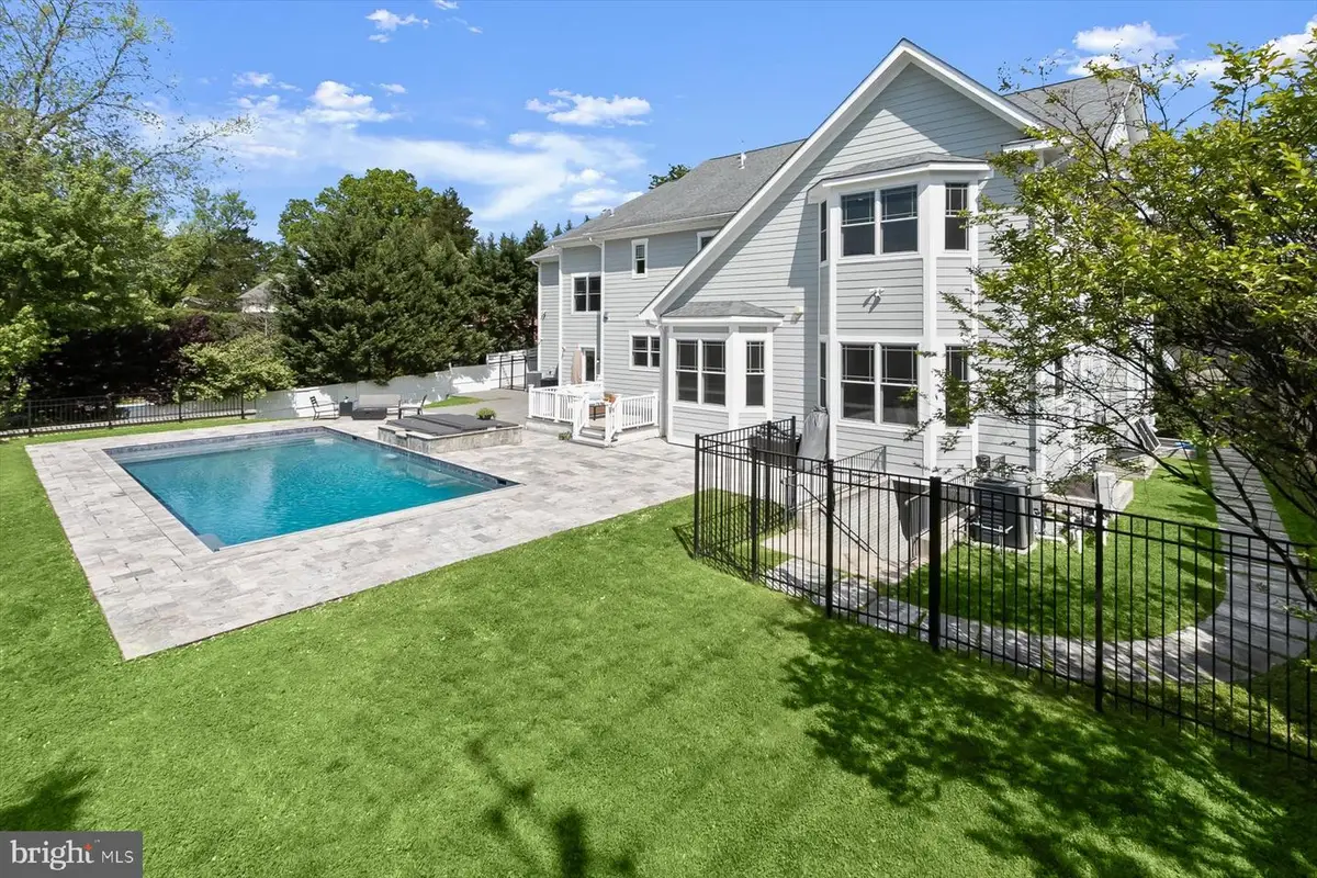11000 Luxmanor Road, North Bethesda, MD 20852 - #1