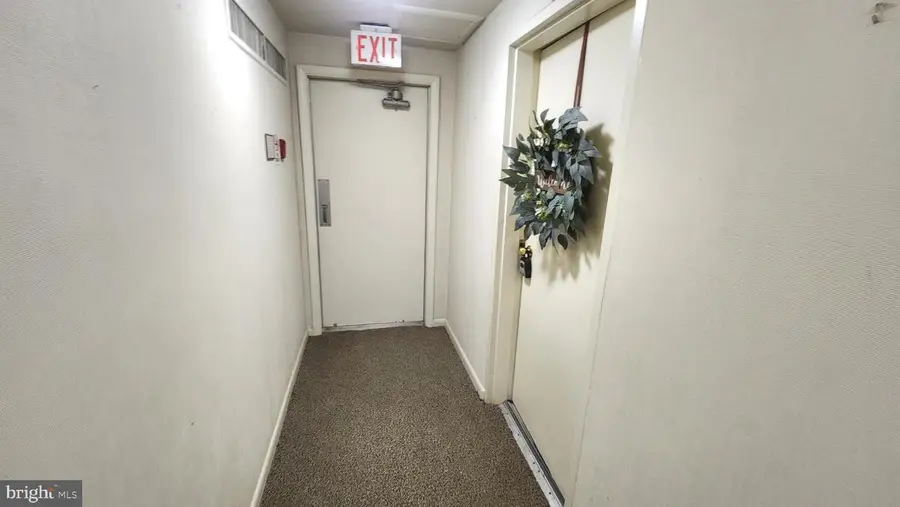 3321 S Leisure World Blvd #98-1a, Silver Spring, MD 20906 - #3