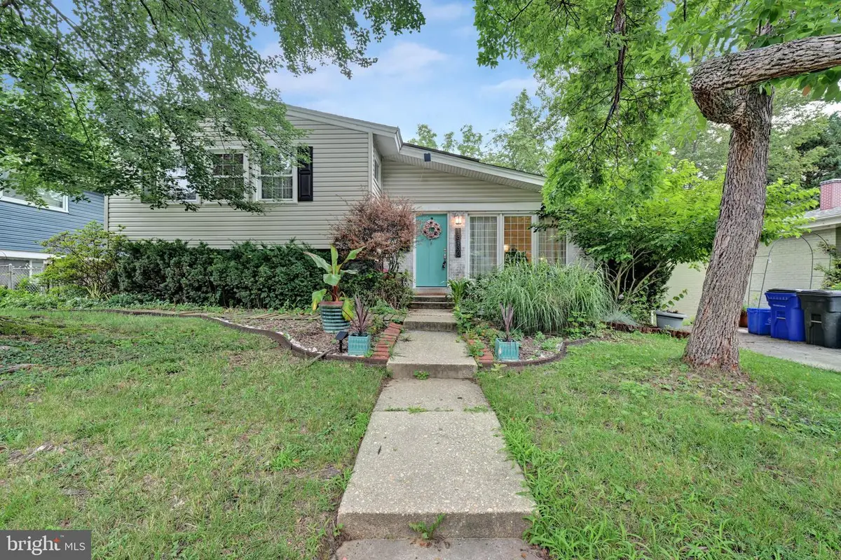 13130 Valleywood Dr, Silver Spring, MD 20906 - #1