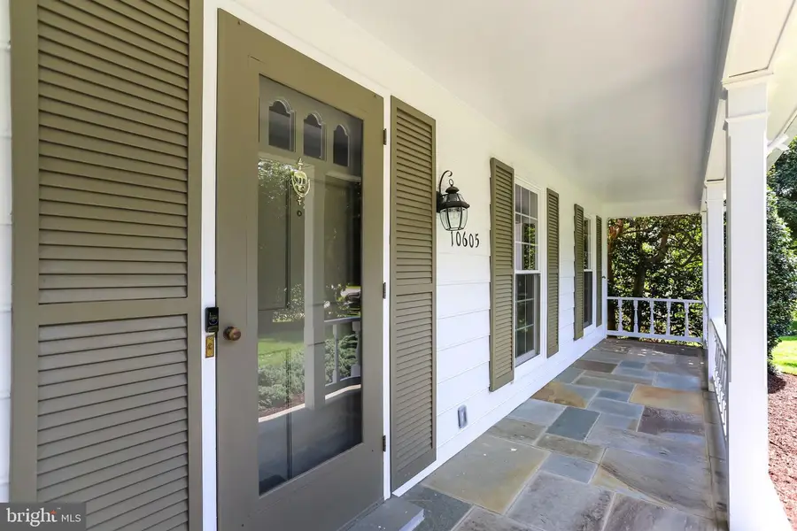 10605 Gainsborough Rd, Potomac, MD 20854 - #2
