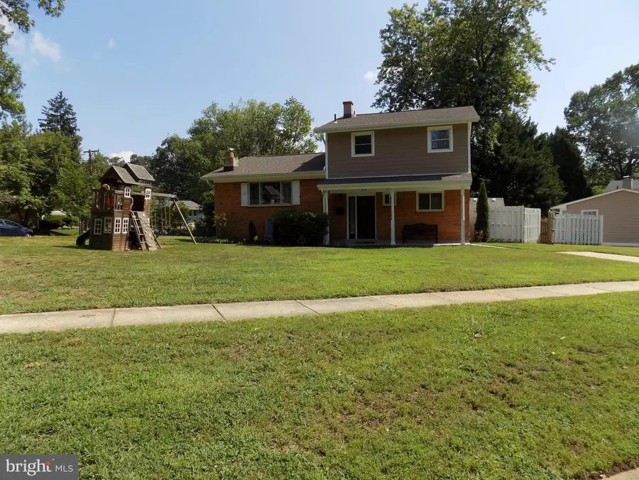 919 Playford Ln, Silver Spring, MD 20901 - #2