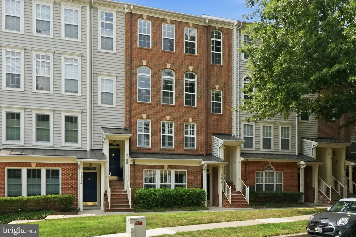 647 A Main St, Gaithersburg, MD 20878 - #1
