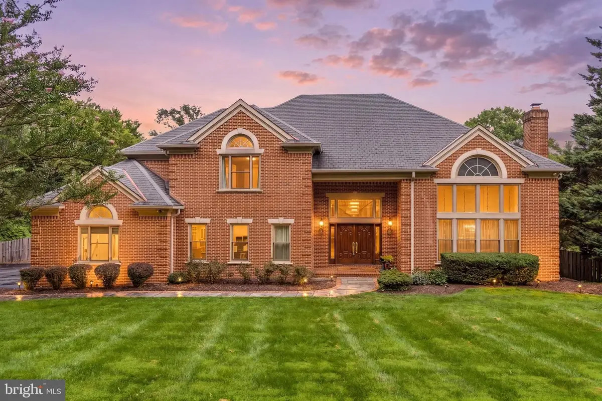 10005 Apple Hill Ct, Potomac, MD 20854 - #1