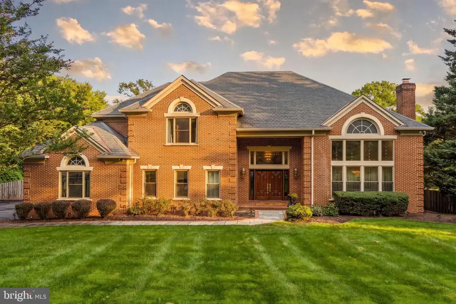 10005 Apple Hill Ct, Potomac, MD 20854 - #2