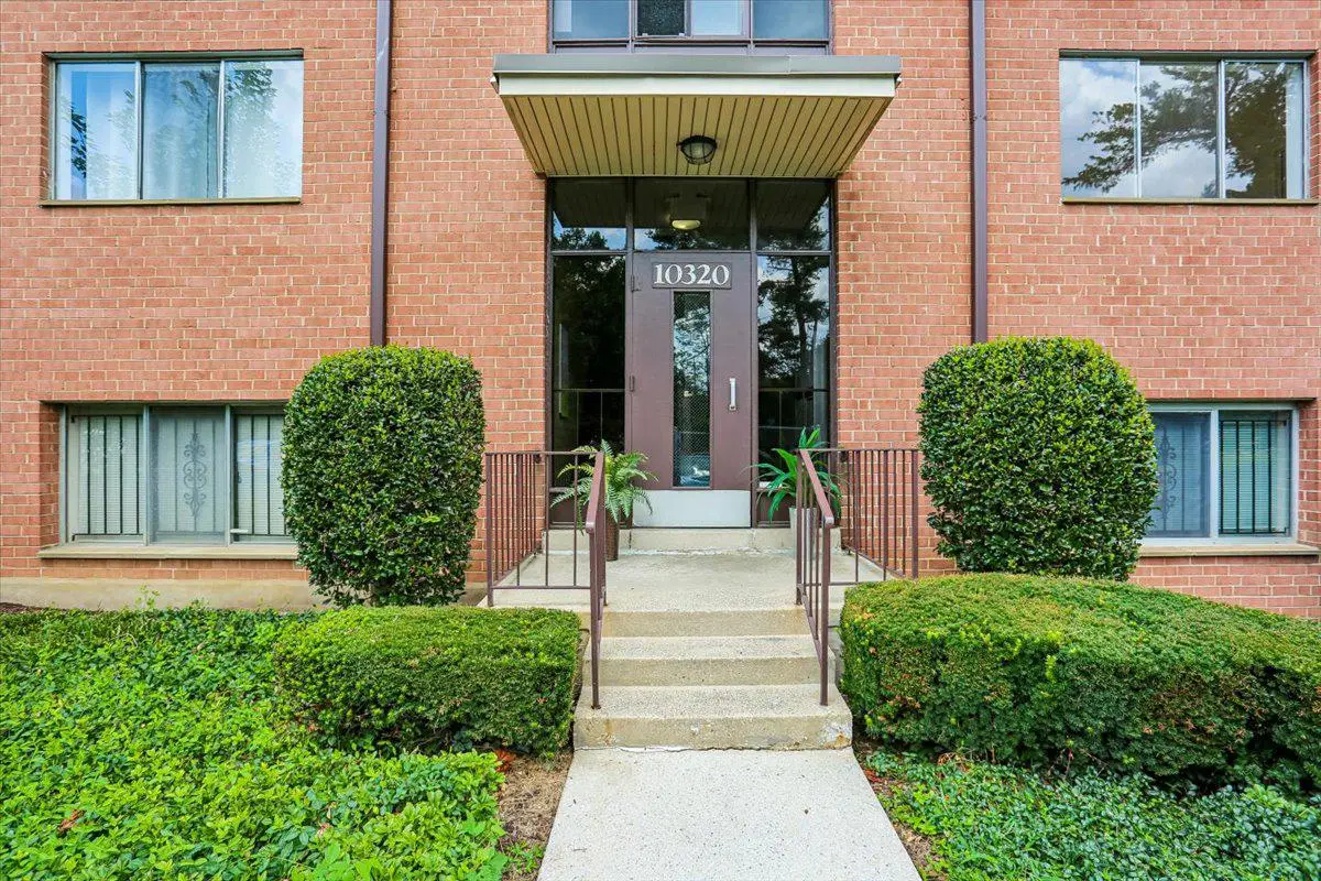 10320 Rockville Pike #201, Rockville, MD 20852 - #1