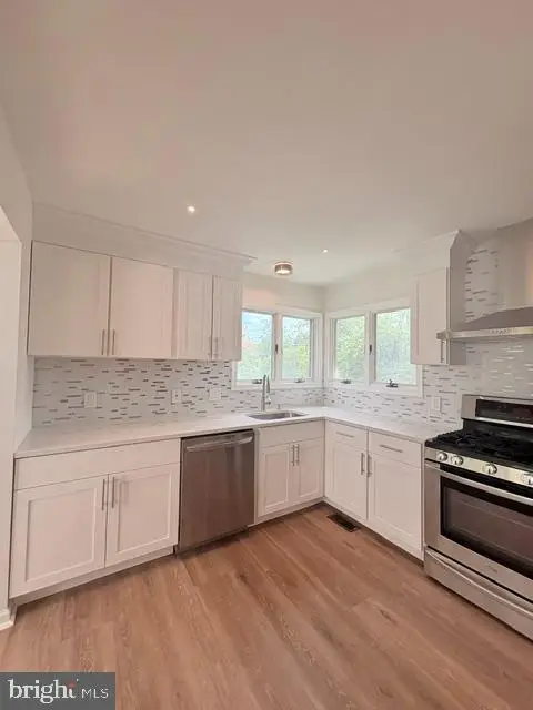 404 Park Rd, Rockville, MD 20850 - #3