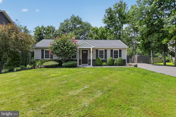 19510 Fisher Ave, POOLESVILLE, MD 20837