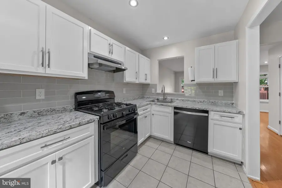 14246 Long Green Dr, Silver Spring, MD 20906 - #3