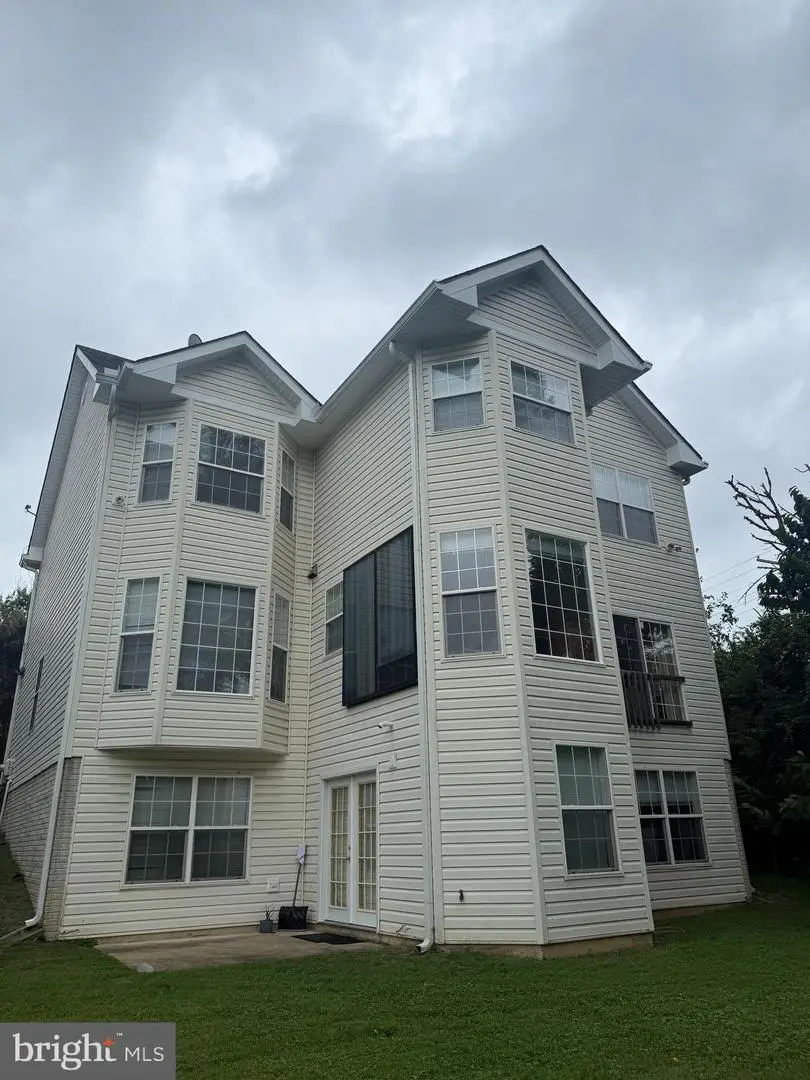 375 N Van Buren St, Rockville, MD 20850 - #3