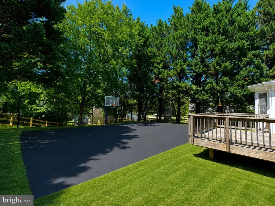 16610 Lescot Ter, Rockville, MD 20853 - #2