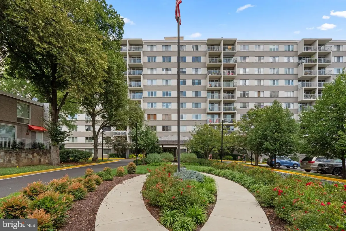 4977 Battery Ln #1-119, Bethesda, MD 20814 - #1
