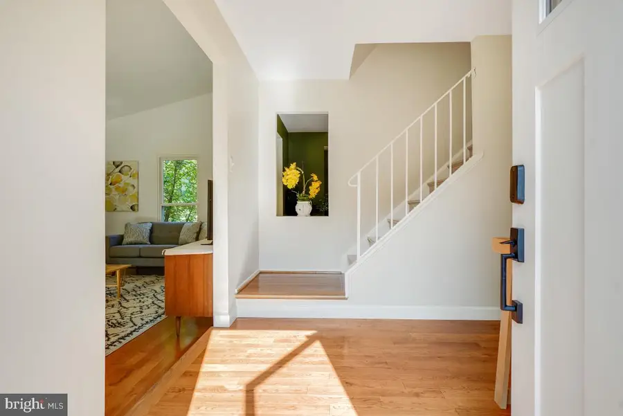 14652 Woonsockett Dr, Silver Spring, MD 20905 - #2
