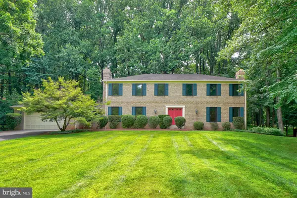 11701 Beekman Pl, POTOMAC, MD 20854