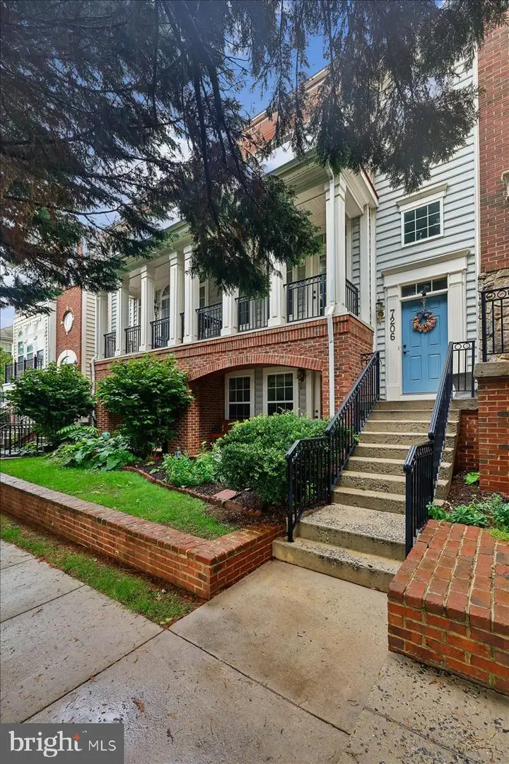 7206 Phelps Hill Ct, Derwood, MD 20855 - #2