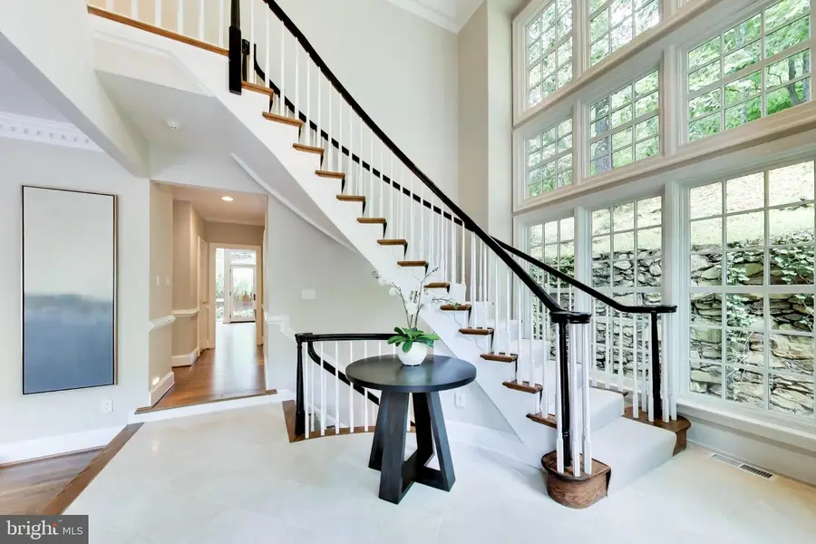 8039 Quarry Ridge Way, Bethesda, MD 20817 - #2